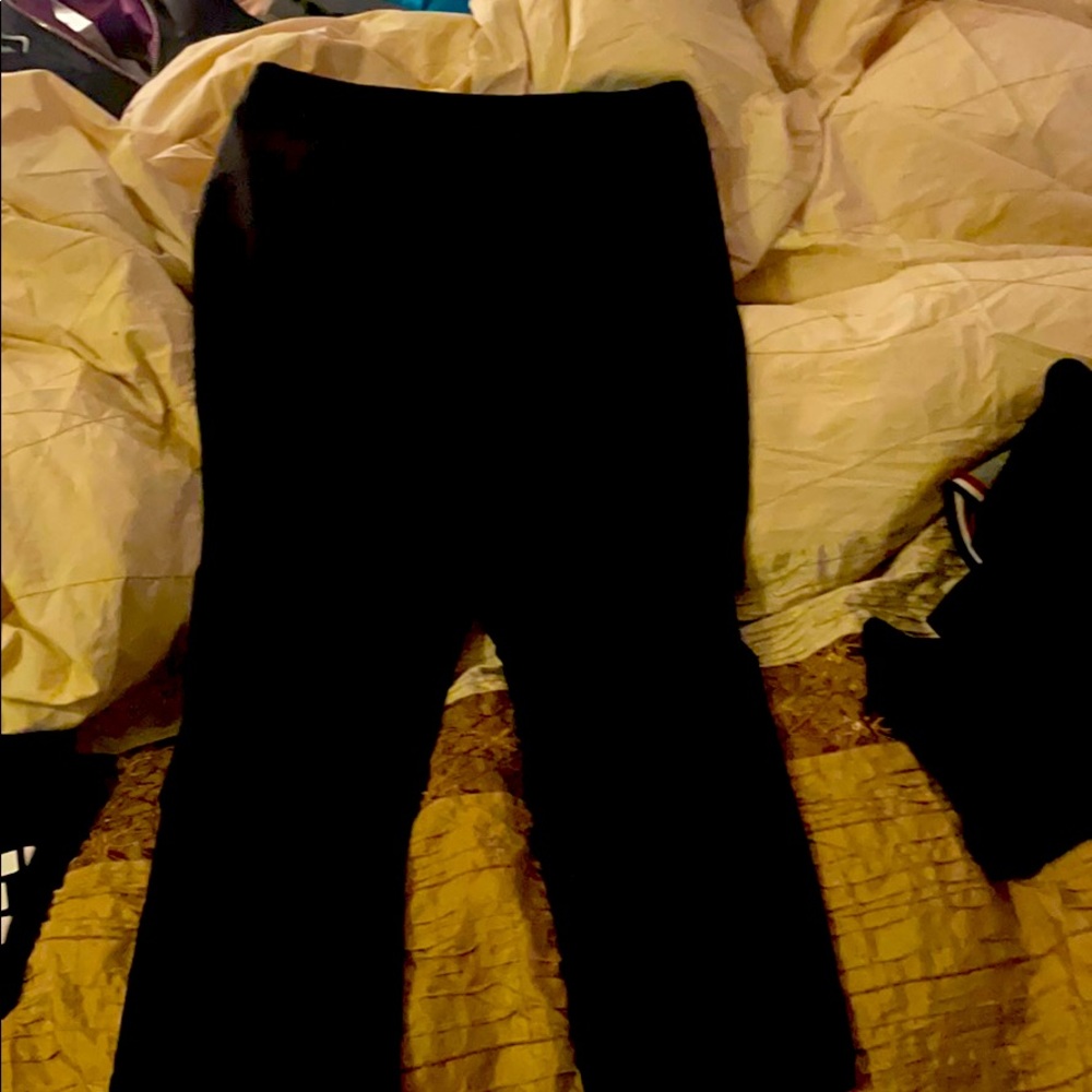 Old navy leggings (maternity)